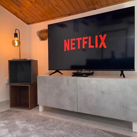 The Perfect Base To Explore Tuscany - Between Pisa, Lucca, And Florence! - Netflix & Youtube Premium Included Montecatini Terme Exterior foto